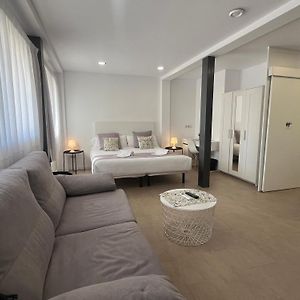 Bet Apartments - Reig